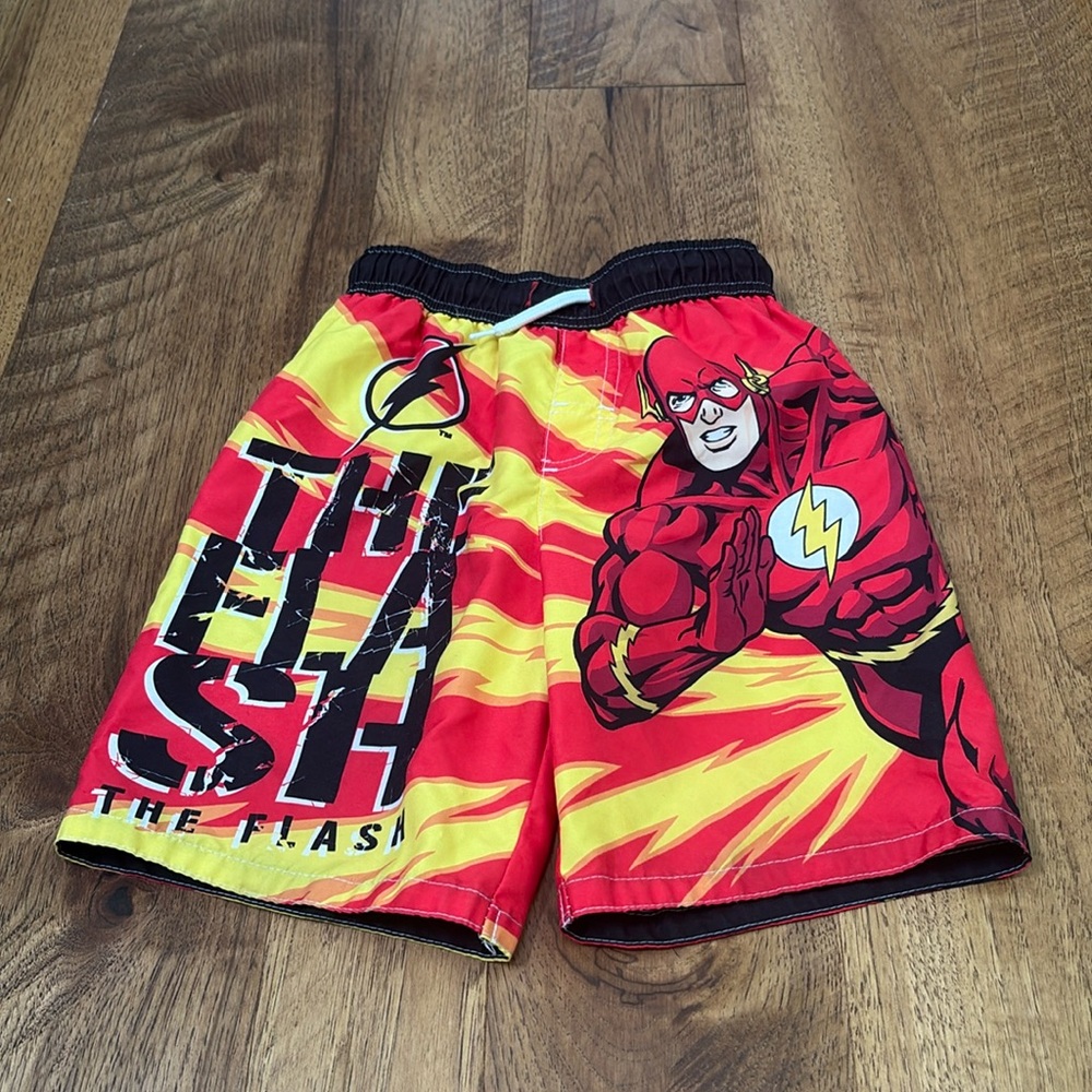 Dc Justice League Boy’s The Flash Swim Trunks Size 5/6
